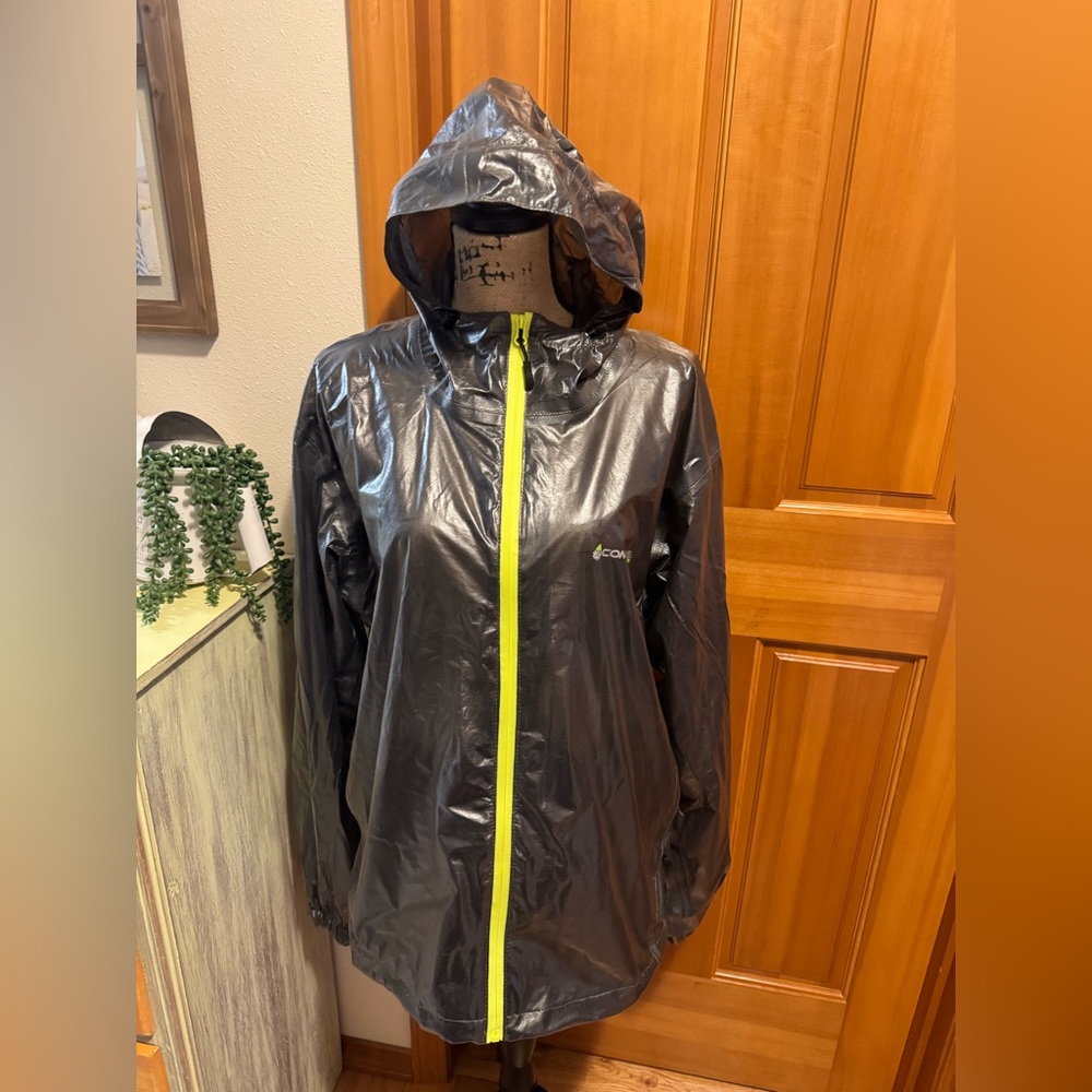 🆕 Compass 360 🧭 Packable Rain and Wind Jacket Unisex